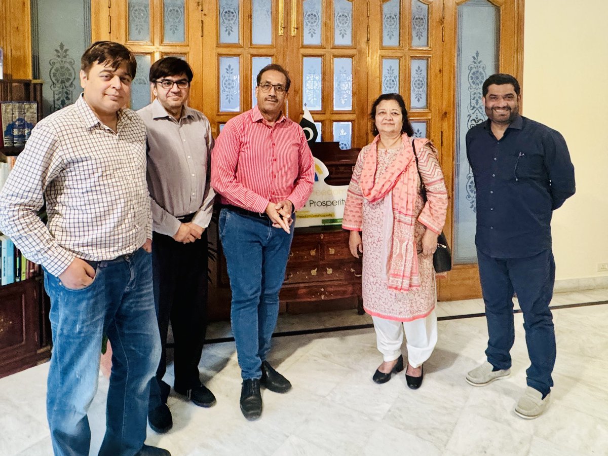 Muhammad Anwar (@anwarmuhammad0) on Twitter photo Honored to host <a href="/BaelaJamil/">Baela Raza Jamil</a> CEO of <a href="/itacecorg/">Idara-e-Taleem-o-Aagahi (ITA)</a> at <a href="/FreedomGatePros/">Freedom Gate Prosperity</a> office. We explored joint efforts to empower youth, especially girls through education, skills & financial inclusion. Together, we aim for inclusive, climate-resilient growth.
#YouthEmpowerment #WomenEmpowerment Honored to host <a href="/BaelaJamil/">Baela Raza Jamil</a> CEO of <a href="/itacecorg/">Idara-e-Taleem-o-Aagahi (ITA)</a> at <a href="/FreedomGatePros/">Freedom Gate Prosperity</a> office. We explored joint efforts to empower youth, especially girls through education, skills & financial inclusion. Together, we aim for inclusive, climate-resilient growth.
#YouthEmpowerment #WomenEmpowerment