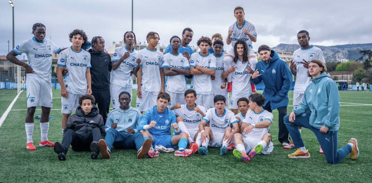 univmarseillais's tweet photo. 🔴 L'OM U18 a battu les Espagnols du Nastic Sports Academy aux tirs au but en 1/8ème de finale du tournoi de la MIC après un score de 1-1. Le buteur Olympien est Ali Azhar. Les Olympiens seront confrontés aux Espagnols de l'UE Quart.
#TeamOM | #OMCdF https://t.co/mzxgacRYxd