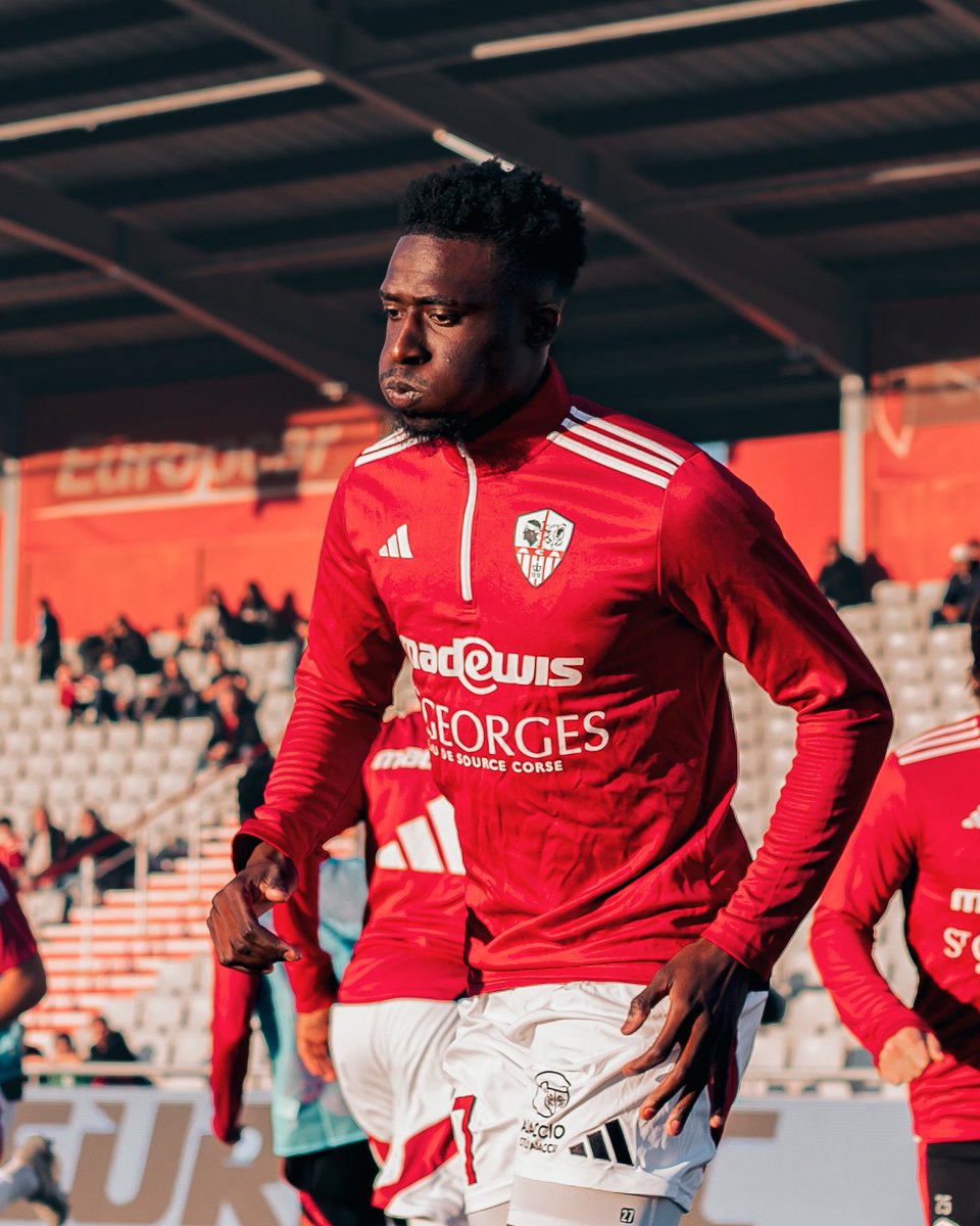 ACAjaccio's tweet photo. Coup d’envoi dans 5 min 🔥

🛡️ Forza Aiacciu

#Forzaaiacciu #ACAPFC https://t.co/GwTQaoyzGW