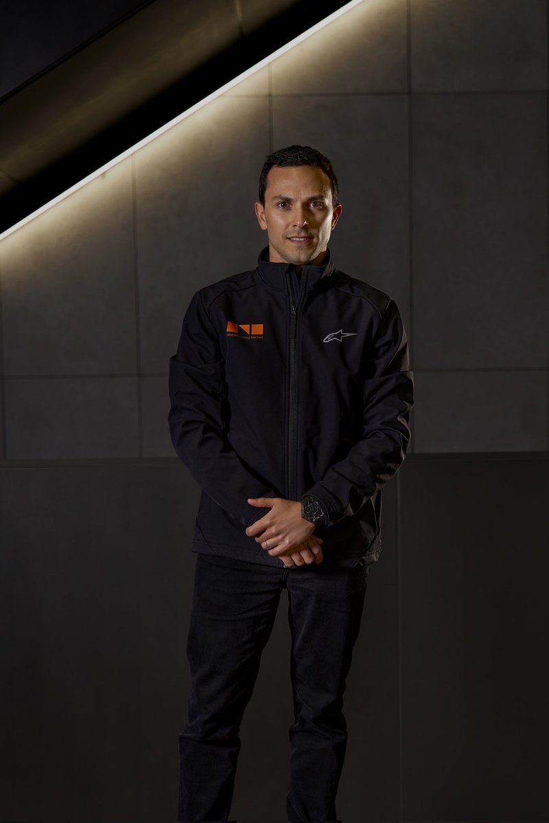 PipoDerani's tweet image. NY was nice. Time to go home at #Hyperspeed to see the family. ✌🏻