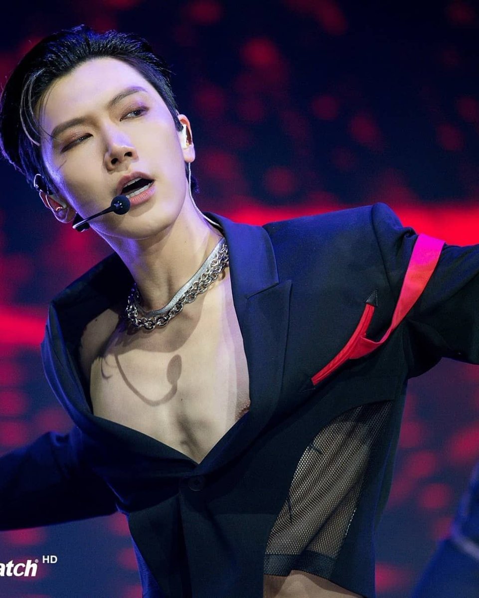 Thatcher (@audaciouscivet) on Twitter photo 