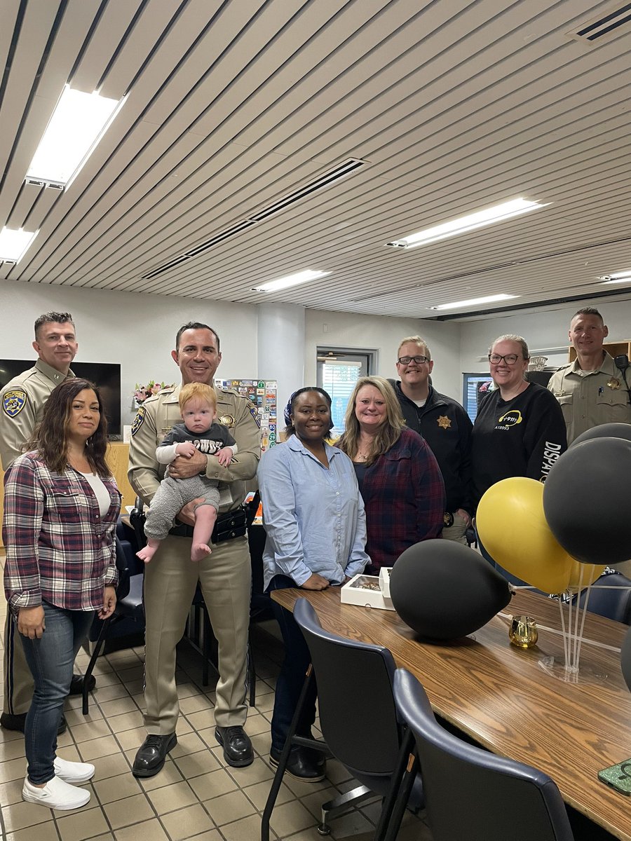 CHPDublin's tweet photo. Thank you to our CHP Dispatchers at Golden Gate Division. We appreciate you and all you do to make our days work as good as possible. Most don’t know how much you do to help people all day, every day! 💙#dispatchappreciationweek #disptach #publicsafetydispatcher https://t.co/tHr2SsqiSr