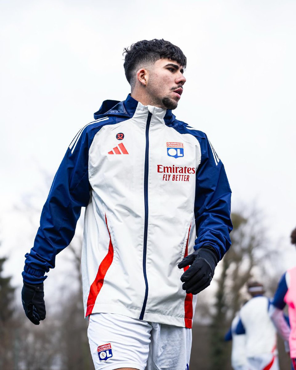 Lucas_scouting's tweet image. 𝐋𝐄𝐒 𝐏𝐋𝐔𝐒 𝐆𝐑𝐎𝐒 𝐂𝐑𝐀𝐂𝐊𝐒 𝐃𝐄 𝐋'𝐎𝐋 🔵🔴

𝗧𝗛𝗥𝗘𝗔𝗗 🇫🇷 📚