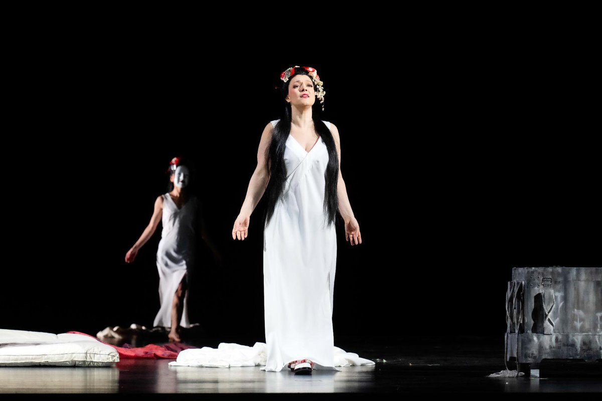 Eleonora Buratto (@eleonoraburatto) on Twitter photo I’m deeply touched by the audience's response and grateful for the words of those who listened so closely to my #Butterfly at the <a href="/FestspielhausBB/">Festspielhaus</a>
This role always demands everything, and gives back just as much. Thank you with all my heart ❤️
📸 M. Rittershaus I’m deeply touched by the audience's response and grateful for the words of those who listened so closely to my #Butterfly at the <a href="/FestspielhausBB/">Festspielhaus</a>
This role always demands everything, and gives back just as much. Thank you with all my heart ❤️
📸 M. Rittershaus