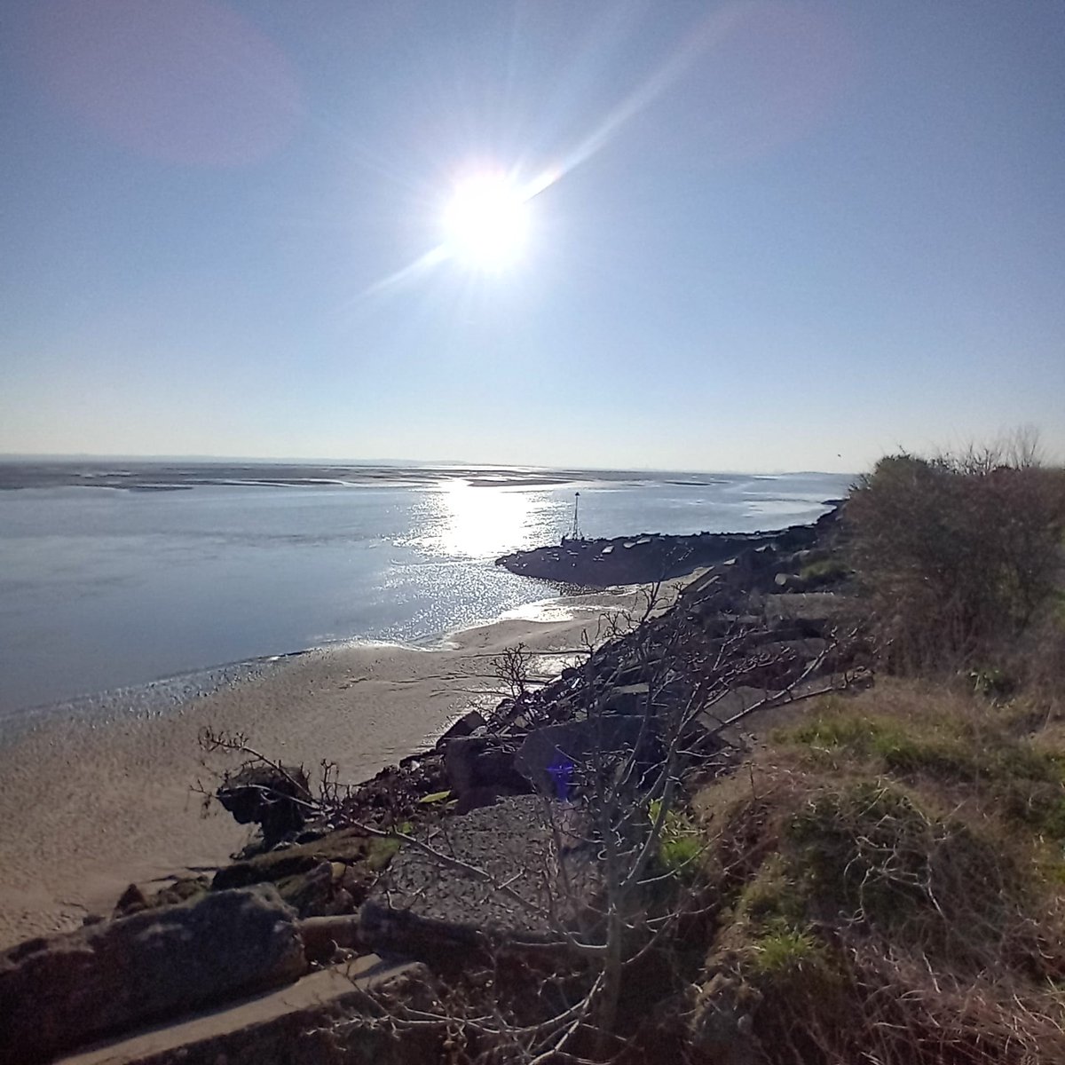 Ymwelwch ag un o safleoedd hardd penwythnos y Pasg hwn. Byddem wrth ein bodd yn gweld lluniau o'ch anturiaethau.

Visit one of beautiful sites this Easter weekend. We would love to see photos of your adventures.