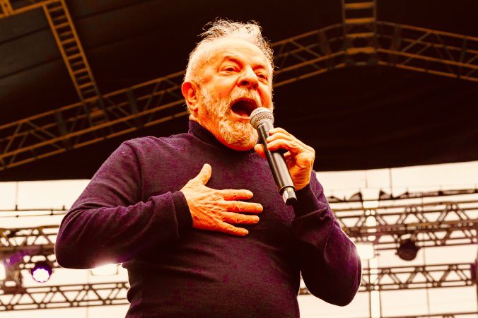 🚨 LA APROBACIÓN DE LULA SE DESPLOMA EN BRASIL, DESASTRE TOTAL LA GESTIÓN DEL SOCIALISTA

Destruyó la economía en tiempo récord, y según la principal encuestadora DataFolha su aprobación es de SOLO 24%!!

Por ejemplo Milei tiene por encima de 50% en casi todas las encuestas.