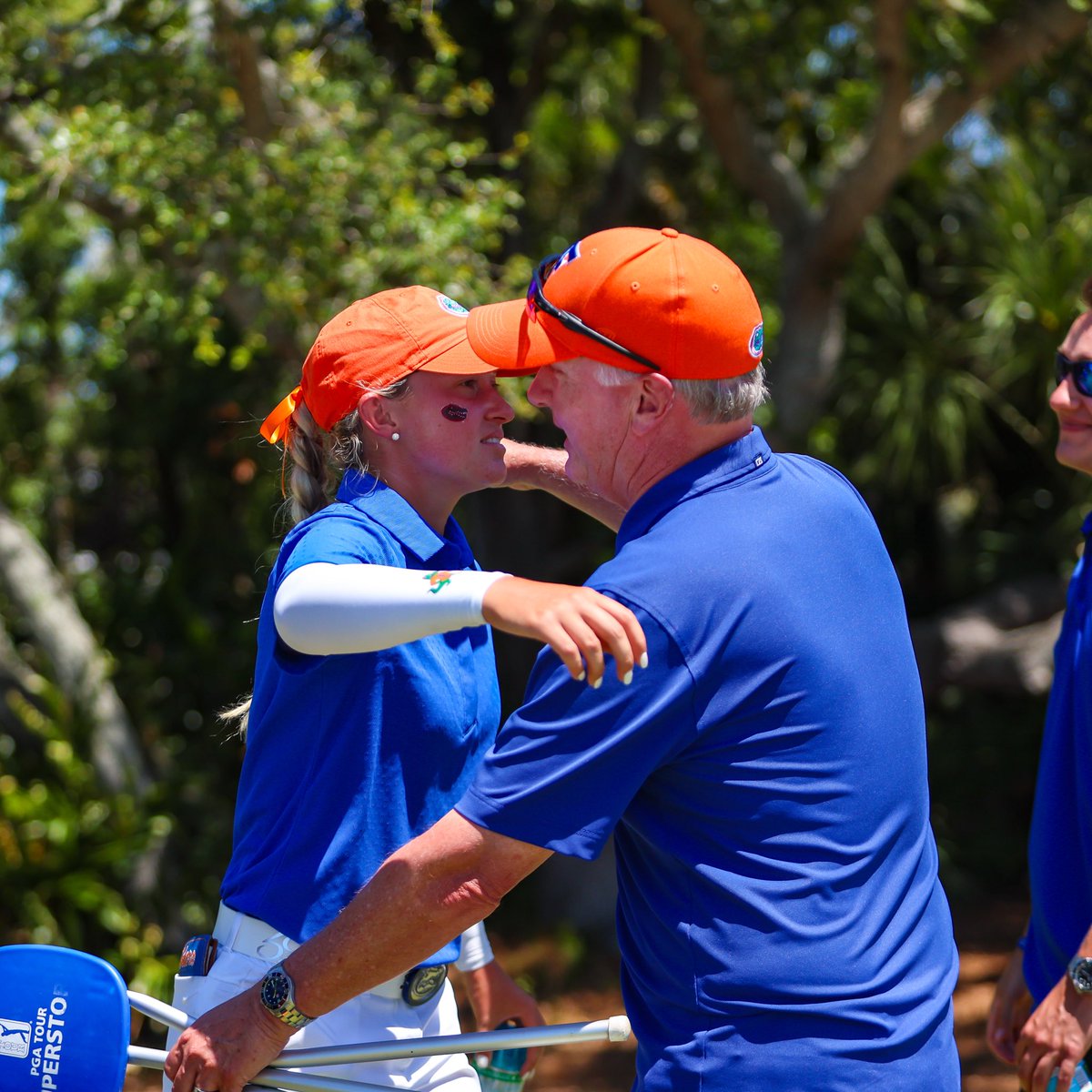 GatorsGolf's tweet photo. Proud of you KT. 💙

Good to have you back! 🤝 https://t.co/jugLPXOXYq