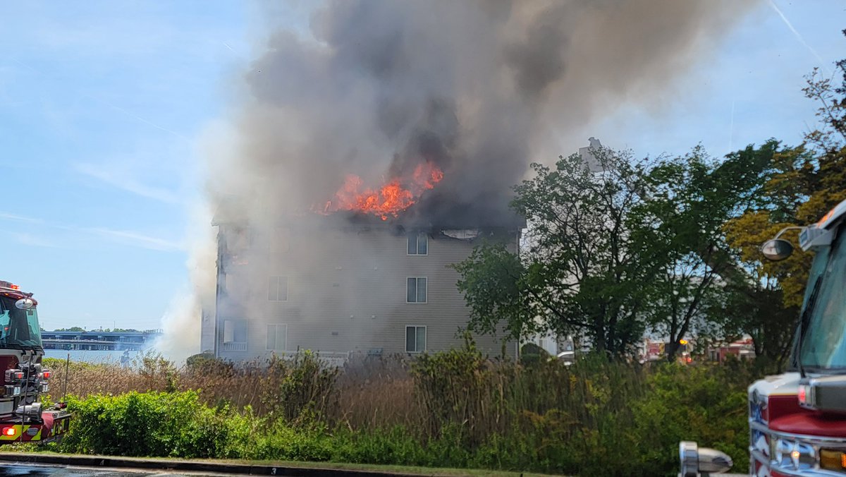 Large fire at Island Cove Court in Hampton.  Team coverage tonight on <a href="/WAVY_News/">WAVY TV 10</a>