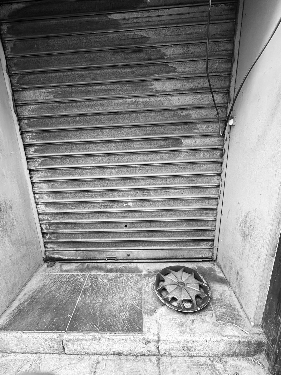Alonein43672278's tweet image. #photography #blackandwhite #shutter #wheelrim