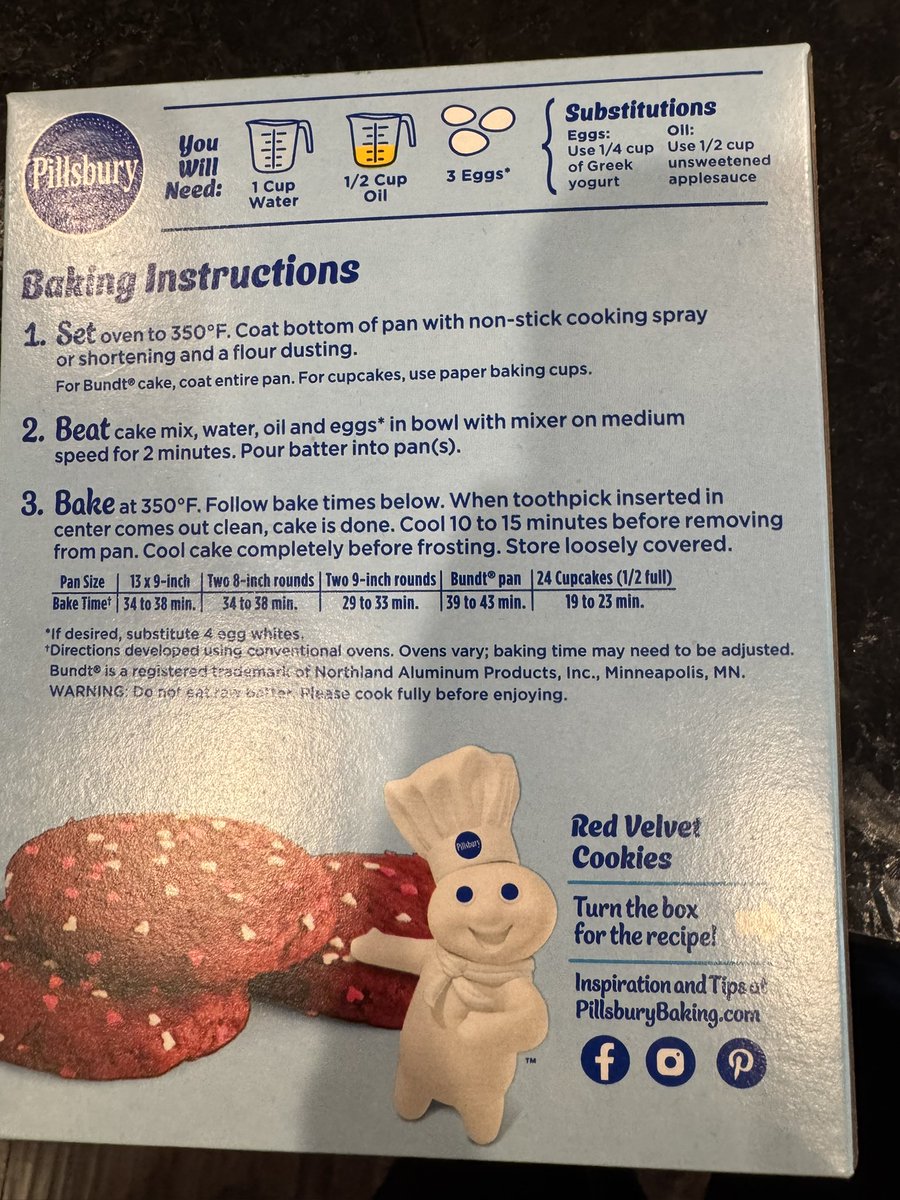 BrandiRok's tweet photo. @Pillsbury thank you for putting substitutions on your cake mix!!  This makes it so much easier. https://t.co/LO7RAYWfSK