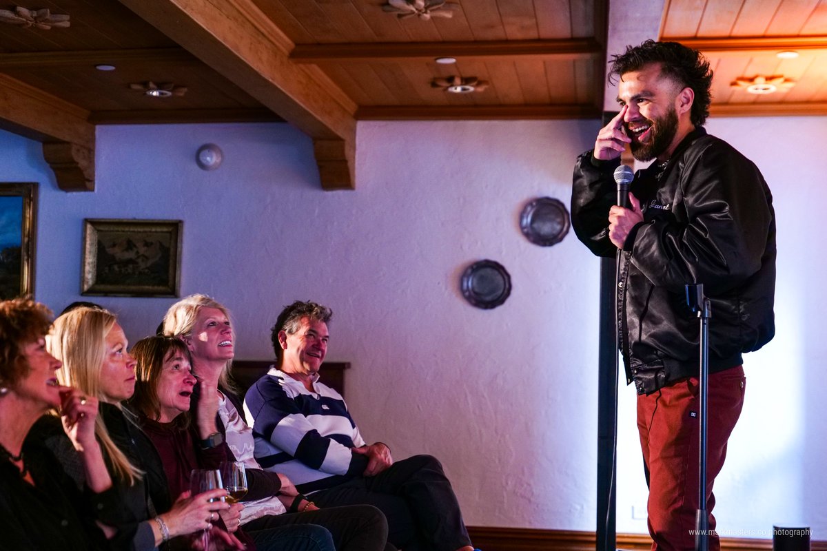 themarkmasters's tweet photo. Vail Comedy Show was packed out for @rojoperezzz @jaysonavocado Israel Avila and me as host last night in Vail Village. Many countries represented in audience! We are in Frisco tonight, get tickets at https://t.co/GOsA5nqPW6 https://t.co/81uQntzWe2