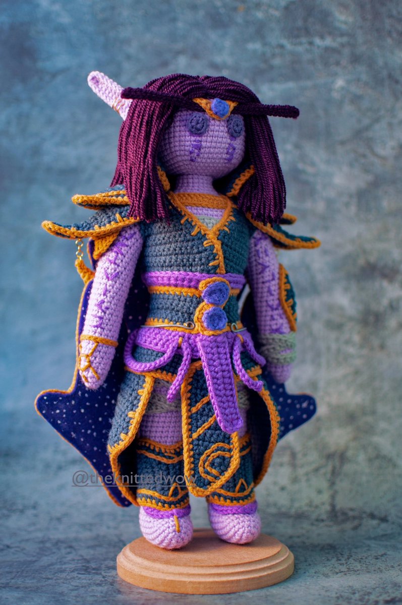 theknittedwow's tweet photo. It will cost you $0 to RT my work 🖤 https://t.co/c7V1rVV68V