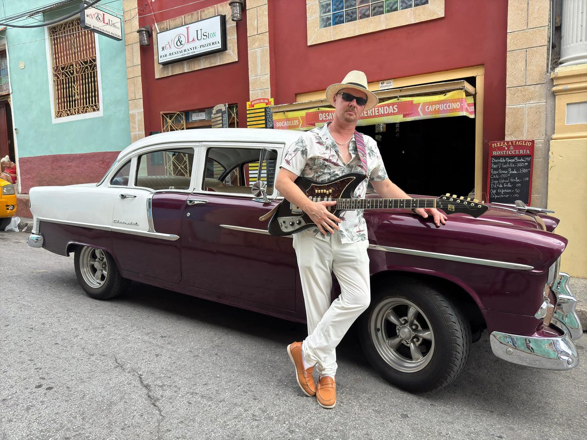ramongoose's tweet photo. Album "I Left My Blues in Santiago de Cuba" out later this year. 
#guyatone #guitar #blues #latinblues #cubanblues https://t.co/RmADiTMisJ