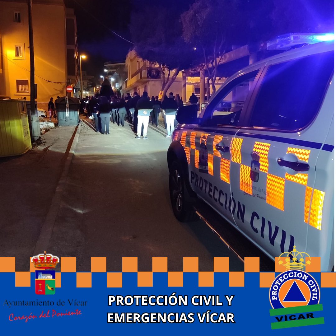SlpcVicar's tweet photo. Ayer Jueves Santo estuvimos acompañando a la Hermandad del Santísimo Cristo de la Paz y Ntra Señora de los Dolores en su estación de penitencia con un amplio recorrido por las calles de La Gangosa. 
#EmergenciasVícar https://t.co/tb0W5kZiw5