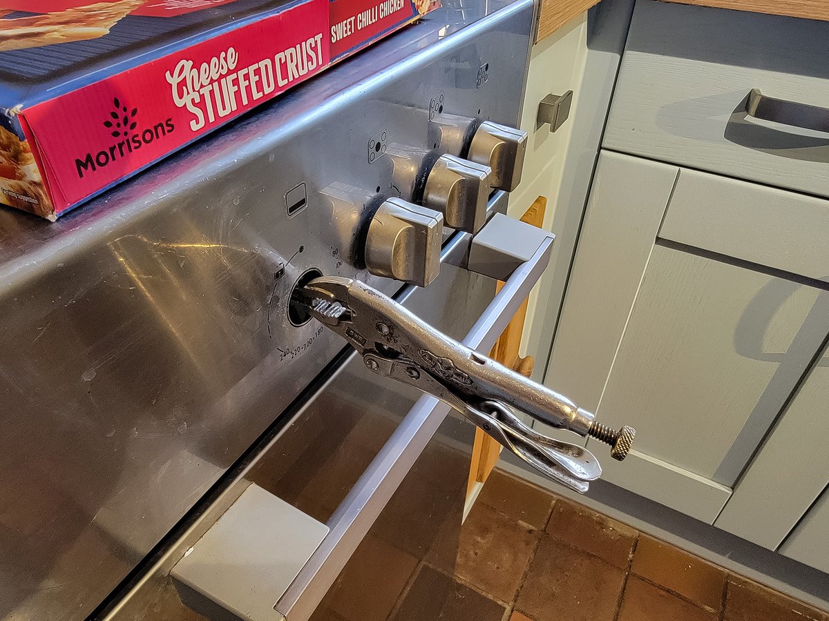 Richard Moore tweet media