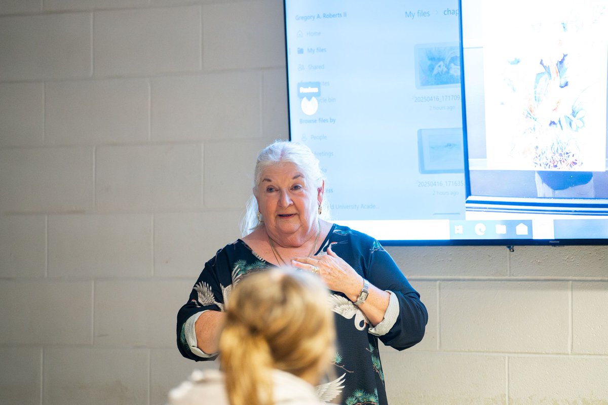 Thank you to artist Sheila Chapman for hosting a Q&amp;A panel for our students! Sheila Chapman's art is currently on display in our Walter T. Shroyer Art Gallery, located on the first floor of Lansdell Hall.
•
📷: Caleb Honaker