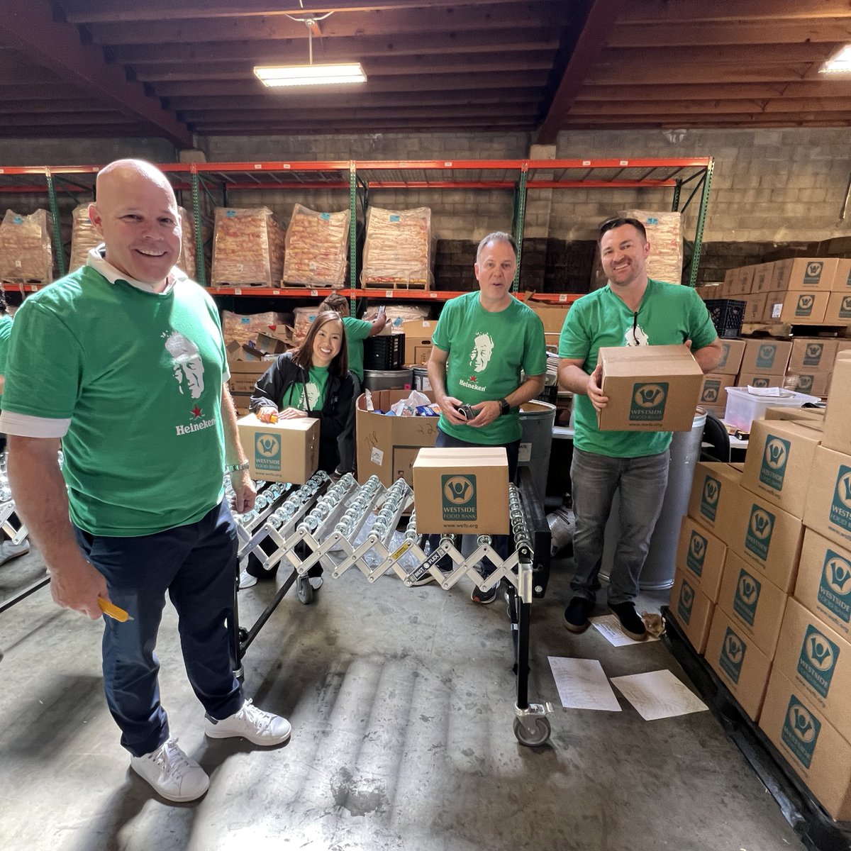 Westside Food Bank (@wsidefoodbank) on Twitter photo Thank you to <a href="/Heineken_US/">Heineken US</a> for volunteering with us! We are so grateful to have you as a partner in the fight against hunger ❤️ Thank you to <a href="/Heineken_US/">Heineken US</a> for volunteering with us! We are so grateful to have you as a partner in the fight against hunger ❤️