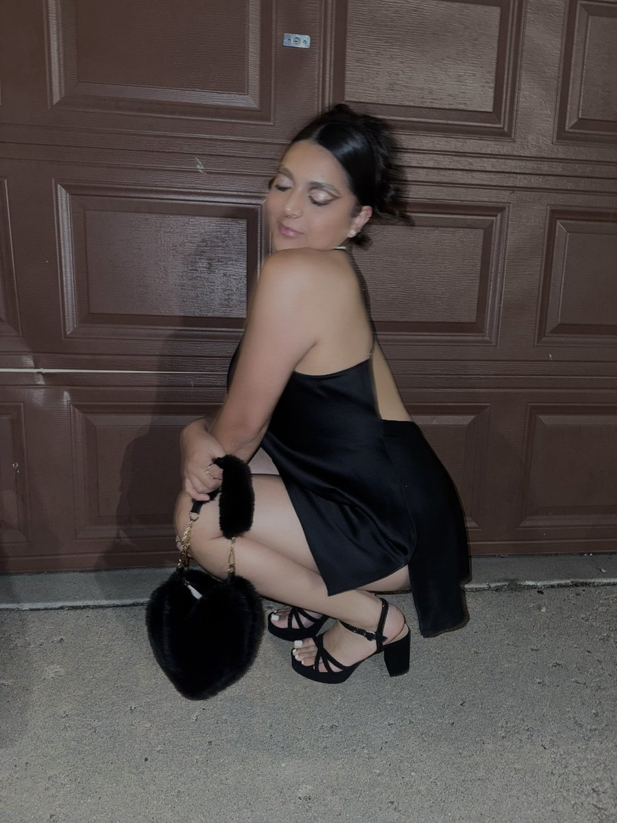 cuhhmilla's tweet photo. Just know @rauwalejandro took this dress off last night 💋 https://t.co/TPR3qeWitT