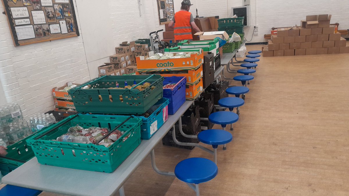 A big thanks to Rotherhithe Community Kitchen for sharing all this nutritious food with  our community members who are in need. Many thanks to all who came  and helped today to maintain the great success of this food security action in Southwark.