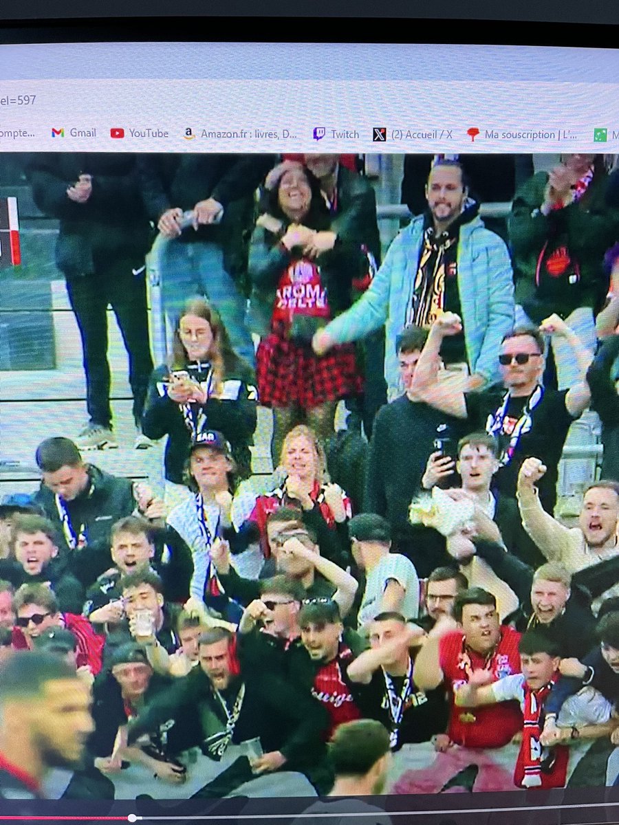 LG_Lulu_'s tweet photo. omg en live sur bein !! @aucoeurduj https://t.co/kz2gFF7joh