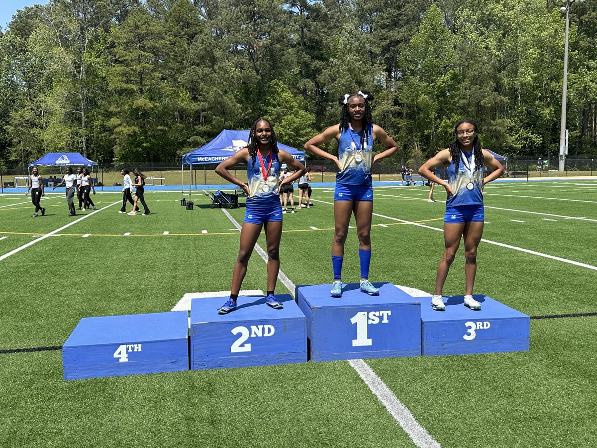 Philip Hoskins tweet media