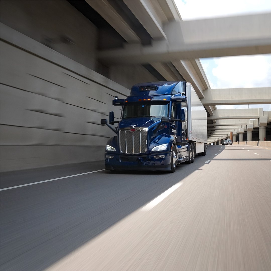 aurora_inno's tweet image. Safety and transparency – every step of the way. Our 2025 Driverless Safety Report shows how the Aurora Driver is designed to operate safely and how we’re earning the trust of the communities, customers, and partners we serve.  

Access the full report here:…