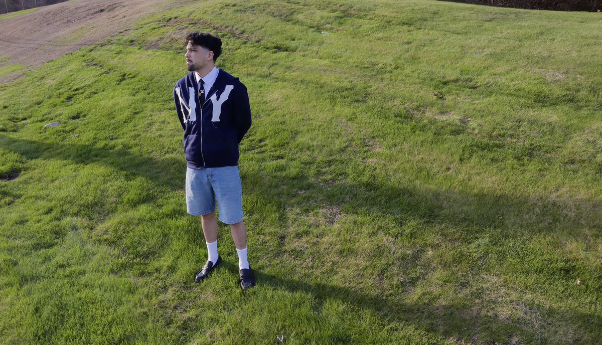 xBioticz tweet media