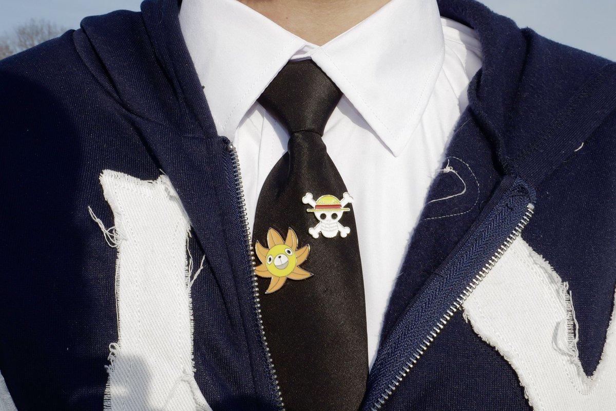 xBioticz tweet media