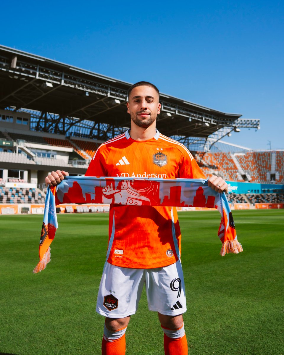 HoustonDynamo's tweet photo. Space City Night is going to be stellar! 💫 

You won’t want to miss a fun night of space-themed fun including lunar robot activities, sending postcards to the moon, a space city scarf giveaway and so much more!!

🎟️ : https://t.co/a120XBDbyE https://t.co/M7mz8qpwho