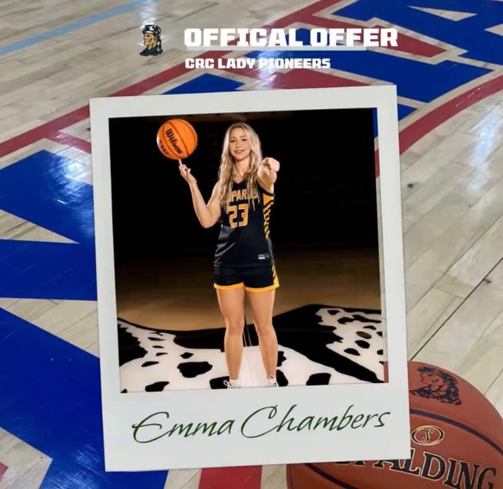 _AshlynChambers's tweet photo. So proud of @emmarosey30! She picked up her 2nd college offer (Crowley’s Ridge College and UA Cossatot) and finished her junior season with almost 1,000 career pts! (981 so far!)
@ETTaylor79 @crgay2024 @aysabasketball @nbnbball @k_sutherlandAR @ASTSprts @GradyMajors @ARPrepSports https://t.co/XY3pTAuenn