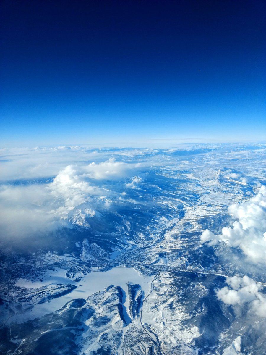 Aerial view of the snow-covered
Rocky Mountains, Colorado🗽🗽🗽