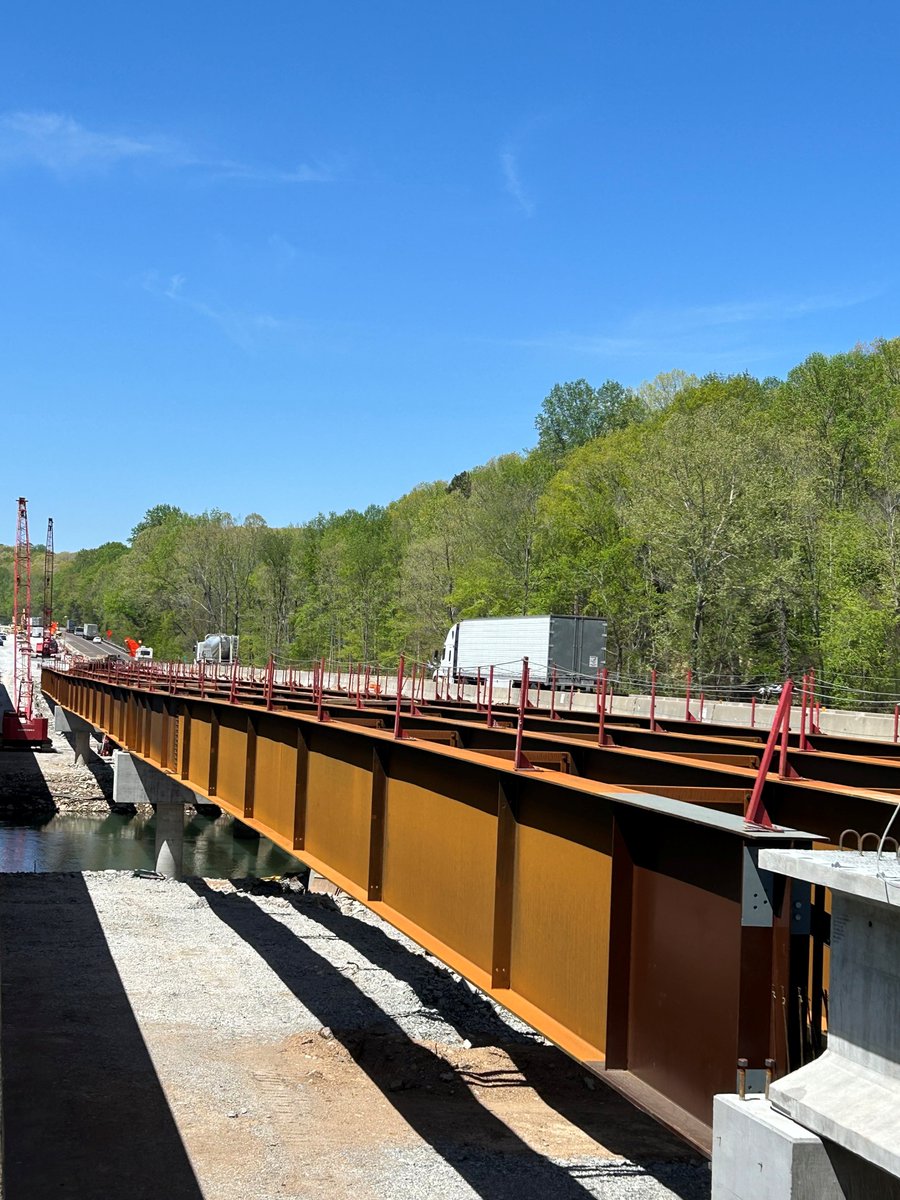 StuppBridgeCo's tweet photo. Phase 1 structural steel of the I-40 Bridge over the Buffalo River in Humphreys Co., TN is erected!  Stupp Bridge fabricated almost 2200 tons of weathering steel plate girders for this bridge.  Phase 2 and 3 will deliver over the next few years.
@myTDOT https://t.co/kxL6GEEZIl