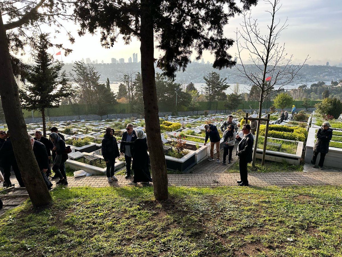 istanbuldadeva's tweet photo. Değerli İstanbul İl Başkanımız Sn.Ali Hakan AĞAOĞLU 'nun bu zor gününde yalnız bırakmayan başta Genel Başkanımız Sn.Ali BABACAN ve tüm değerli #DEVAAilesi'ne ayrı ayrı Teşekkür Eder
Il Başkanımıza tekrardan baş sağlığı dileriz .
#Başsağlığı https://t.co/qyFLqzAAf3