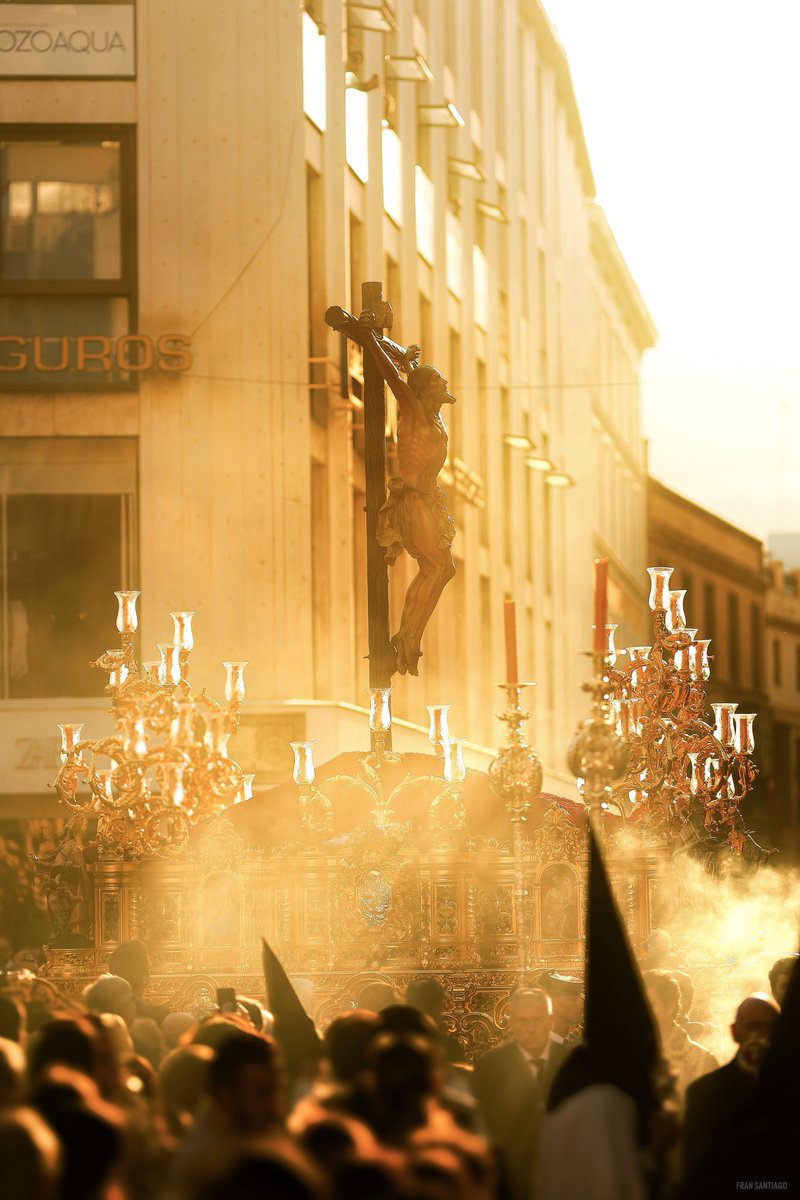 Sin PALABRAS está fotografía.

<a href="/fransantiph/">Fran Santiago</a> 

#SSantaSevilla25