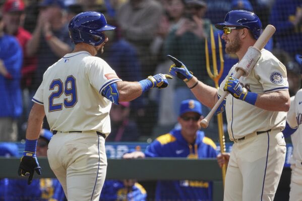 EastCoastMs_'s tweet image. The Seattle Mariners offensive numbers 19 games into 2024 vs 2025:

K%: 28.5% —&amp;gt; 23.2%
SB: 8 —&amp;gt; 31
wRC+: 92 —&amp;gt; 112
fWAR: 1.2 —&amp;gt; 2.3
SLG%: .342 —&amp;gt; .384

Some pretty nice improvements so far👀

📸 Lindsey Wasson