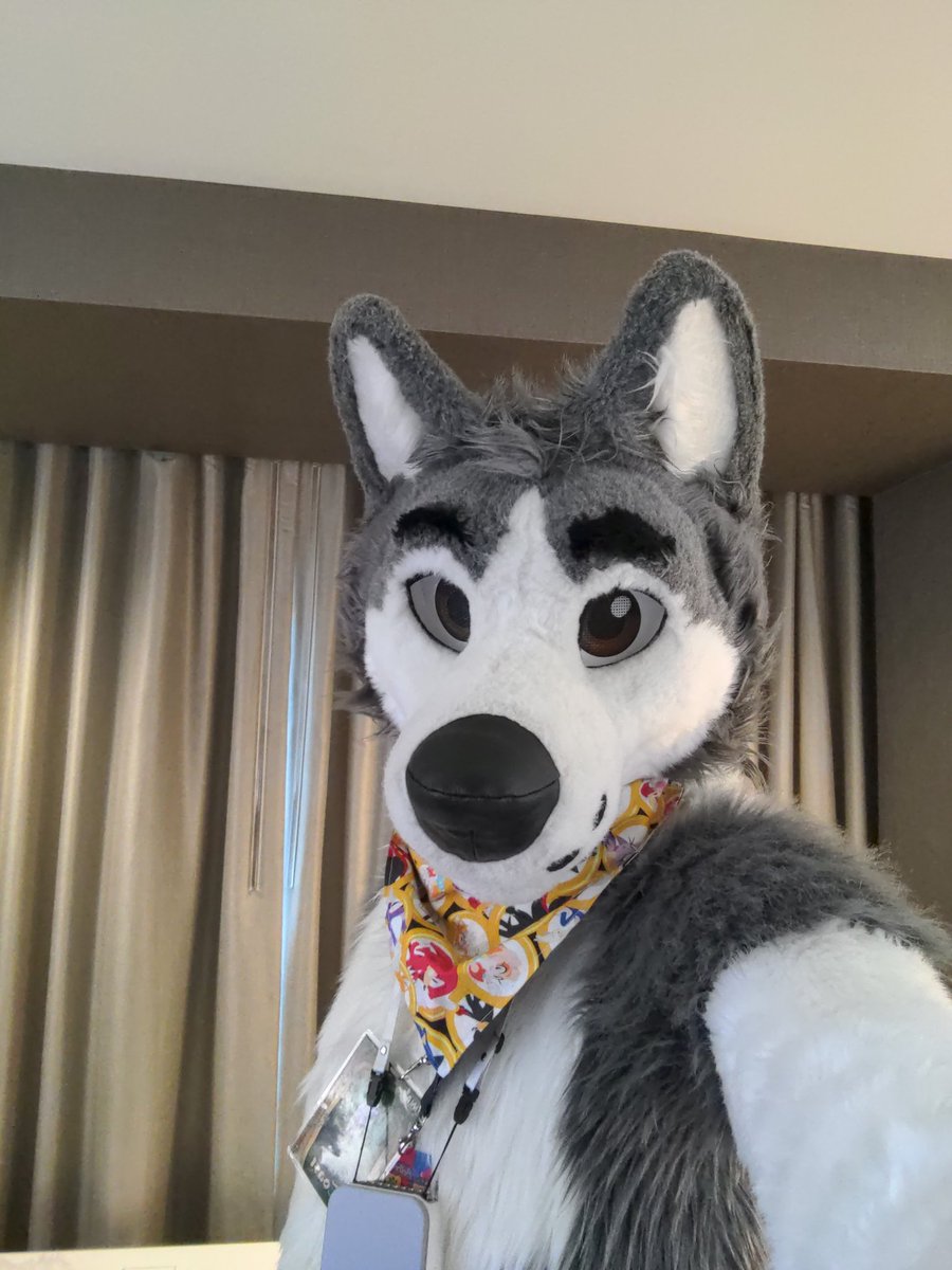 I'm suiting upand will on the con floor for an hour or so at #anthrohio2025!