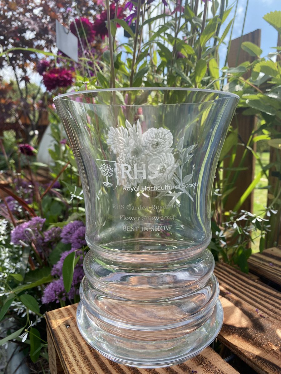 Throwback to our BEST IN SHOW <a href="/RHSRosemoor/">RHSRosemoor</a> last year! Looking forward to seeing what this year of shows looks like for us 🌸