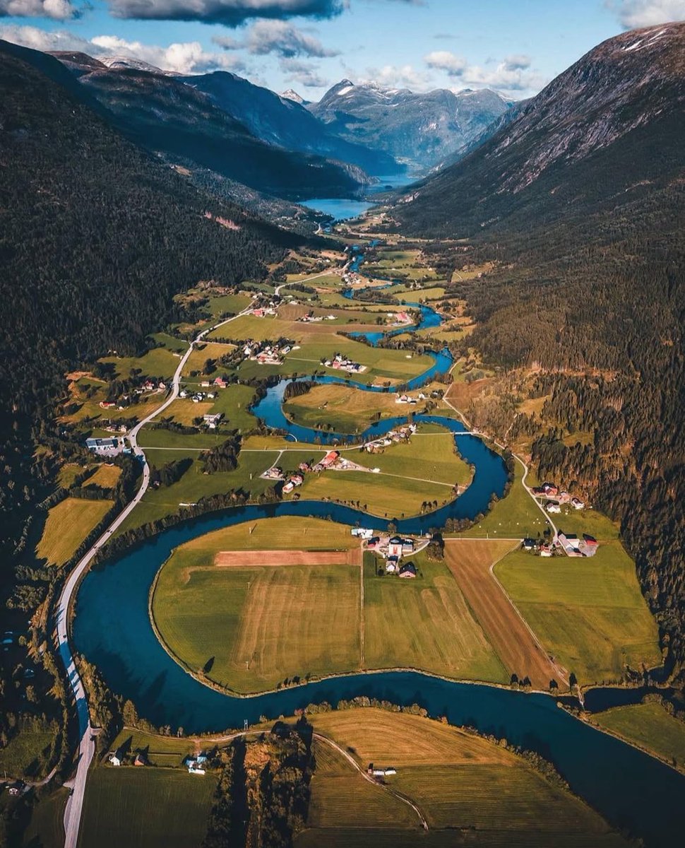 ScandinavianAE's tweet photo. Stryn, Norway 🇳🇴 https://t.co/z5HliWmQ6R