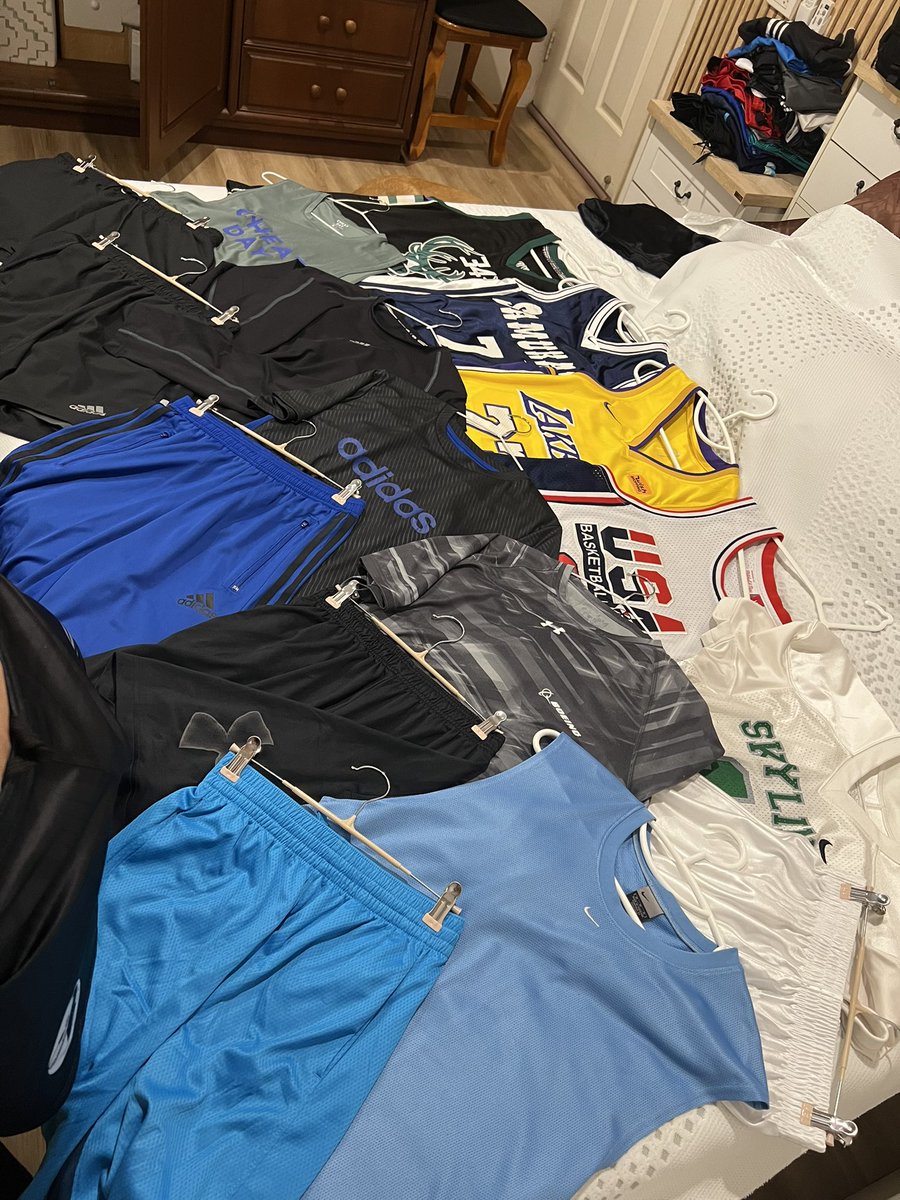 รอบนี้!!! เลททึเอนจวอยสปอตแวววว กันเถอะครับบ 😁💪🏻 ใส่วิ่ง ใส่เดิน ใส่เวท ใส่นอน ใส่เ… แล้วแต่เลยยย เอนจวอยยัวร์ฟรี๊สไตล์ 💪🏻