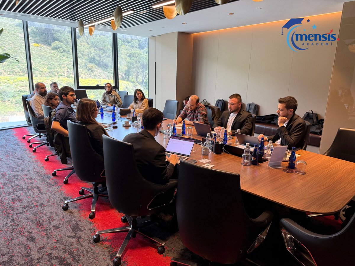 MensisEnerji's tweet photo. Mensis Akademi olarak ilk eğitimimizi Huawei iş birliğiyle gerçekleştirdik. GES kurulumları, inverter kullanımı ve enerji depolama çözümleri üzerine verimli bir eğitim oldu. Katkı sunan Huawei ekibine ve tüm katılımcılara teşekkür ederiz.

@Abdullah1Atalay @HuaweiTurkiye https://t.co/8BYaPNd9X2