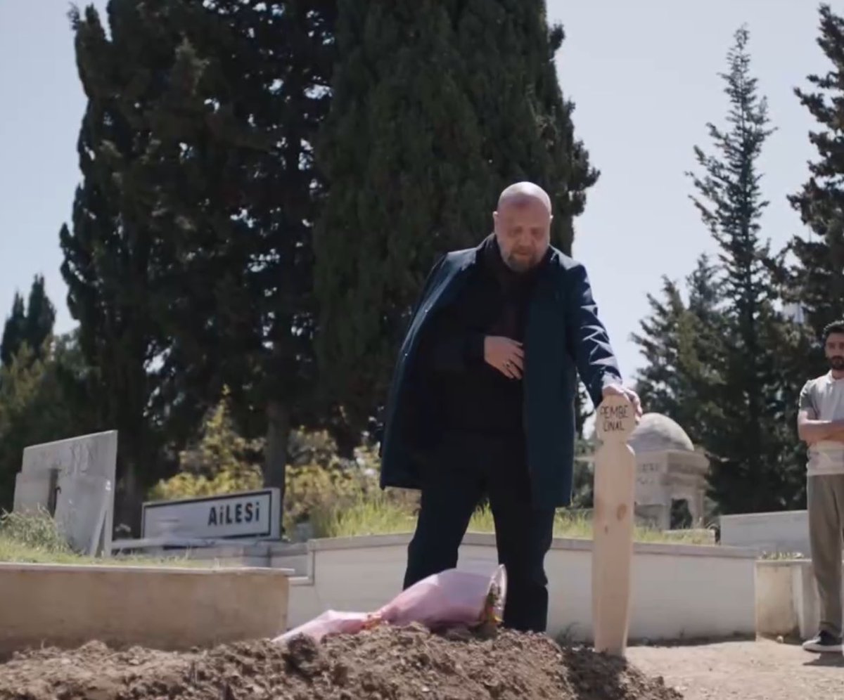 yaşarken almadığın çiçeği pembe ölünce almanın ne anlamı kaldı #kızılcıkşerbeti #pembe