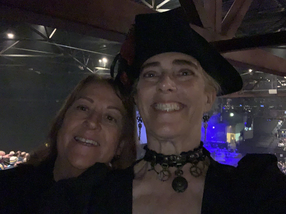 We’re in! No one would have believed…
how long it took!
#eveofthewar