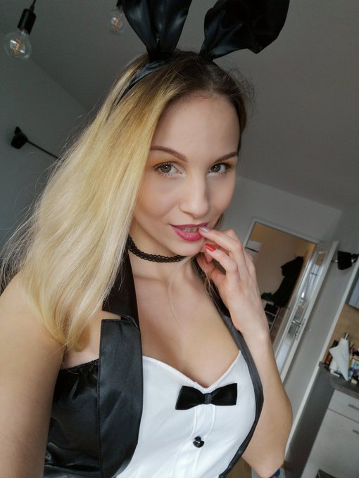 RealMaryWet