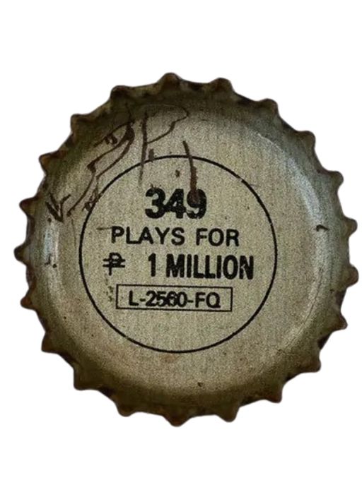 En 1992, Pepsi creó la promoción perfecta.

Las ventas aumentaron de 10 MILLONES de dólares a 14 MILLONES de dólares de la noche a la mañana.

Luego, un SOLO error humano provocó disturbios, demandas, 5 mvert3s... Y se convirtió en el mayor desastre en la historia del marketing.