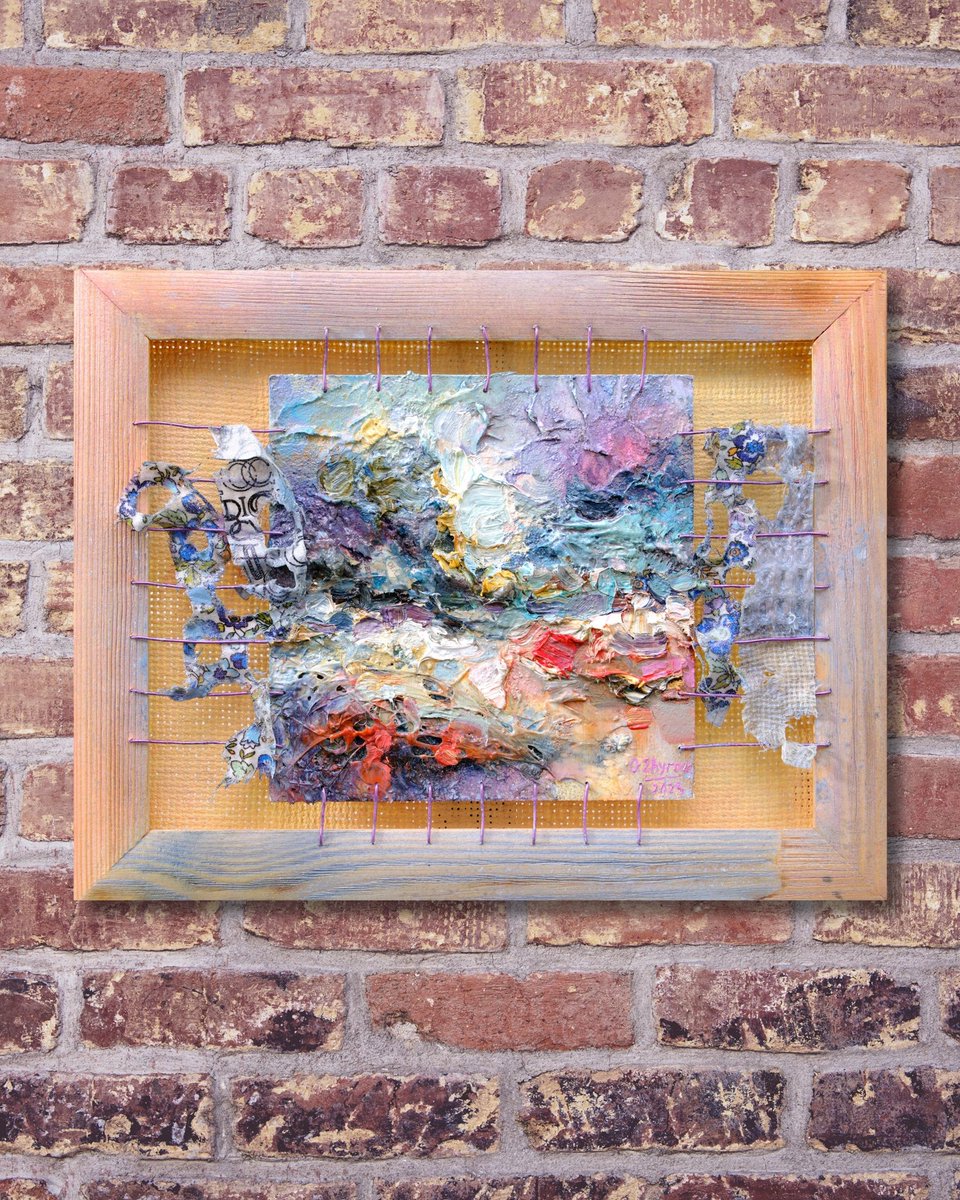DariiaZhyrova's tweet image. This piece is a journey of texture, color, and layered memories. Woven with fabric, threads, and thick sculptural strokes of paint, Into the blue distance explores the delicate balance between chaos and calm.

#MixedMediaArt #TexturedArt #AbstractLandscape #ContemporaryArt