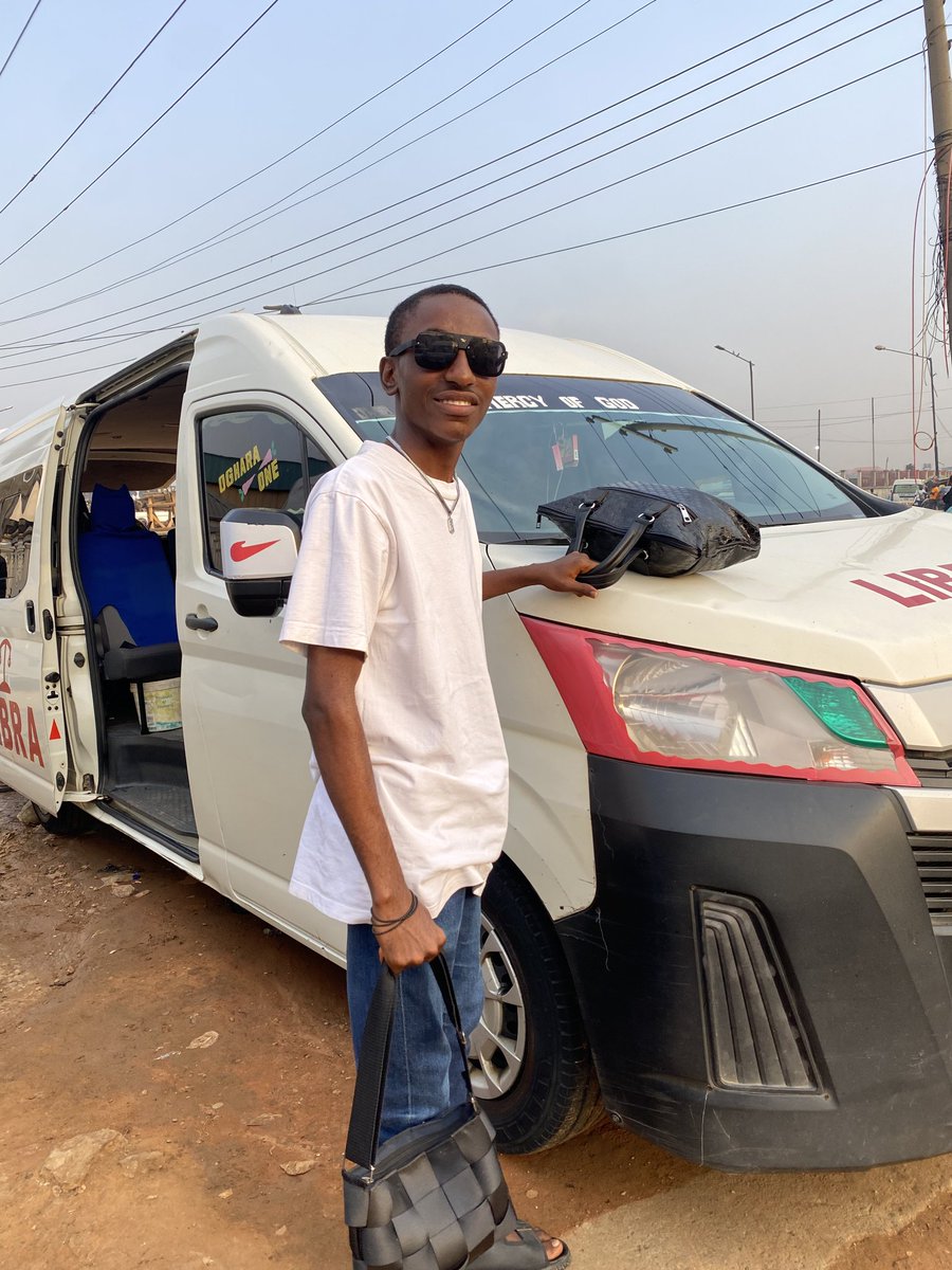 Coach_Dominic1's tweet photo. A landed property in my name💃

It all started like a dream,Thank u lord🙌

I never knew it will be this early😇

Just 19🙂doing what my mates haven't think of

Affiliate Marketing made it possible❤

Big thanks to my elder brother for the guidelines

More achievements coming🥳🥳 https://t.co/NEY3KUlYRh