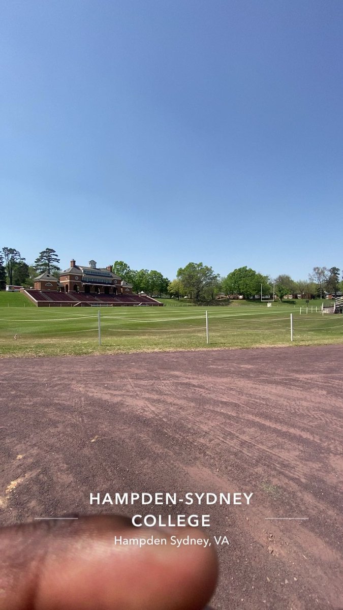 ROmyers26's tweet photo. I had a great time at my unofficial visit at Hampden Sydney college. Thank you @Coach_Luvara and @ZachZullinger for the invite I can’t wait too be back soon @HSCCoachClarkJr @LC_JacketsFB @HSCFBRecruiting @coachherring22 @CWSantia @TeejayLett5 https://t.co/yGPnynB8uB