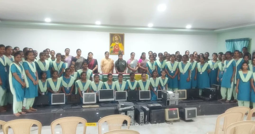 greencomrades's tweet photo. We were thrilled to conduct an impactful awareness session and launch an e-waste collection drive at St. Ann’s College! With growing concerns over electronic waste and its hazardous effects. 
#EWasteAwareness #JoinTheHunt #RecycleResponsibly #GreenCampus #Edrive2025 #GreenWaves https://t.co/WBDPae6yvP