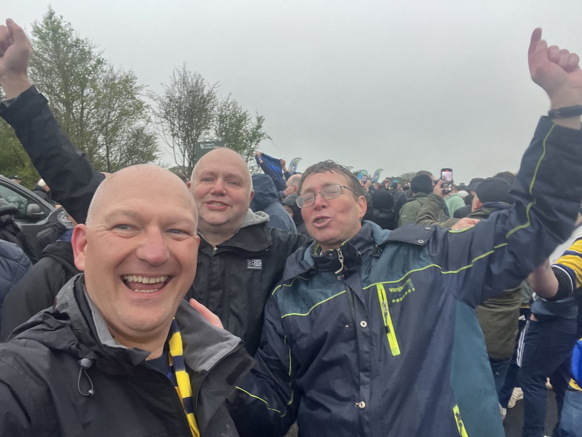 alanjwills's tweet photo. Truro (A) - 100% record against those from over the bridge. Gulls are going up ole ole!
@TUFC1899 @NatObsPod @TalkingTorquay @TORQUAYTALK #TUFC #COYY #DHAS https://t.co/cQmWZ5owEr