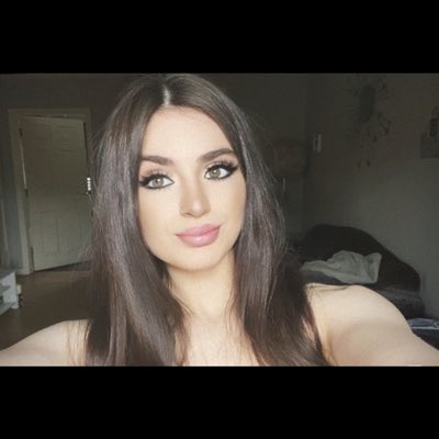 aileycharll's tweet photo. #NewProfilePic https://t.co/FofFawQp48